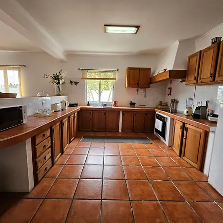 Vineyards House, Nature Praia&sunset Mosteiros (Azores)