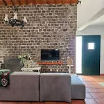 Vineyards House - Heated Swimming-pool - Nature & Sunset - 게스트하우스