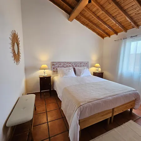 Vineyards House, Nature Praia&sunset Gasthof Mosteiros (Azores)