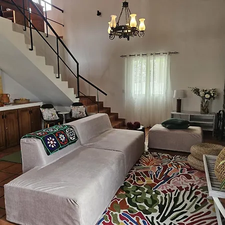 Casa Da Uva-mosteiros Vineyards House-heated Swimming-pool 莫什泰鲁什