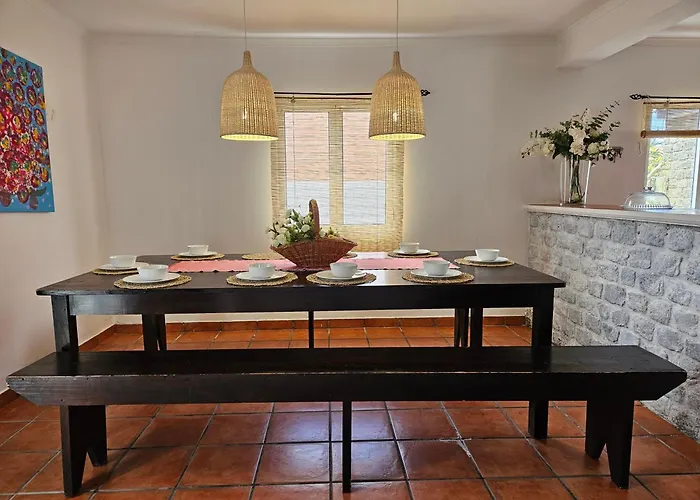 Guest house Vineyards House, Nature Praia&sunset 4*