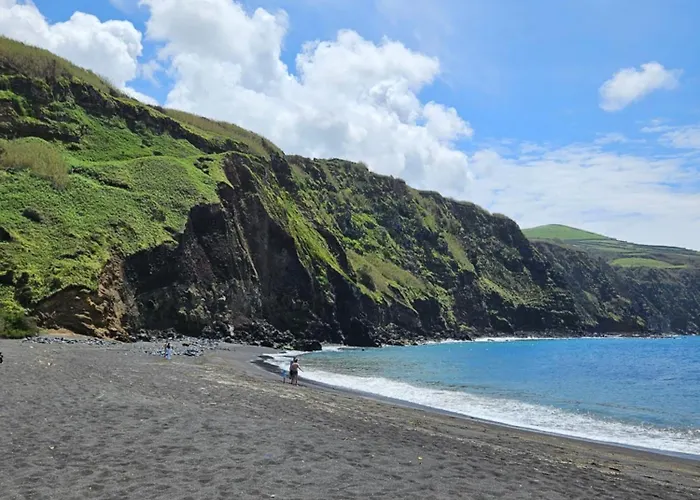 Guest house Vineyards House, Nature Praia&sunset Mosteiros (Azores)