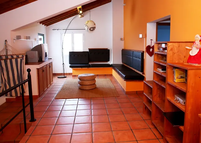 Guest house Vineyards House, Nature Praia&sunset 4*