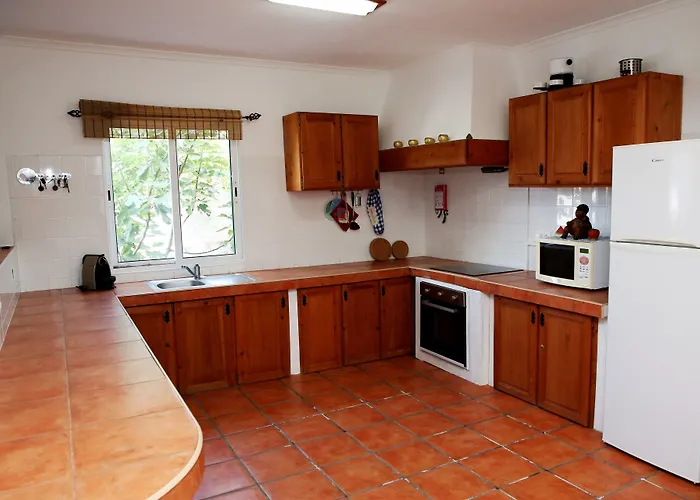 Vineyards House, Nature Praia&sunset Mosteiros (Azores)